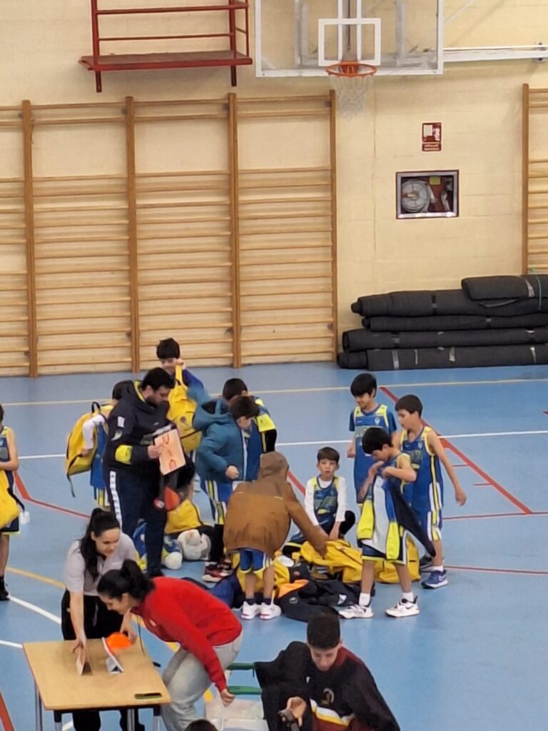 Benjamín masculino ABVO 54-25 CB Navalcarnero