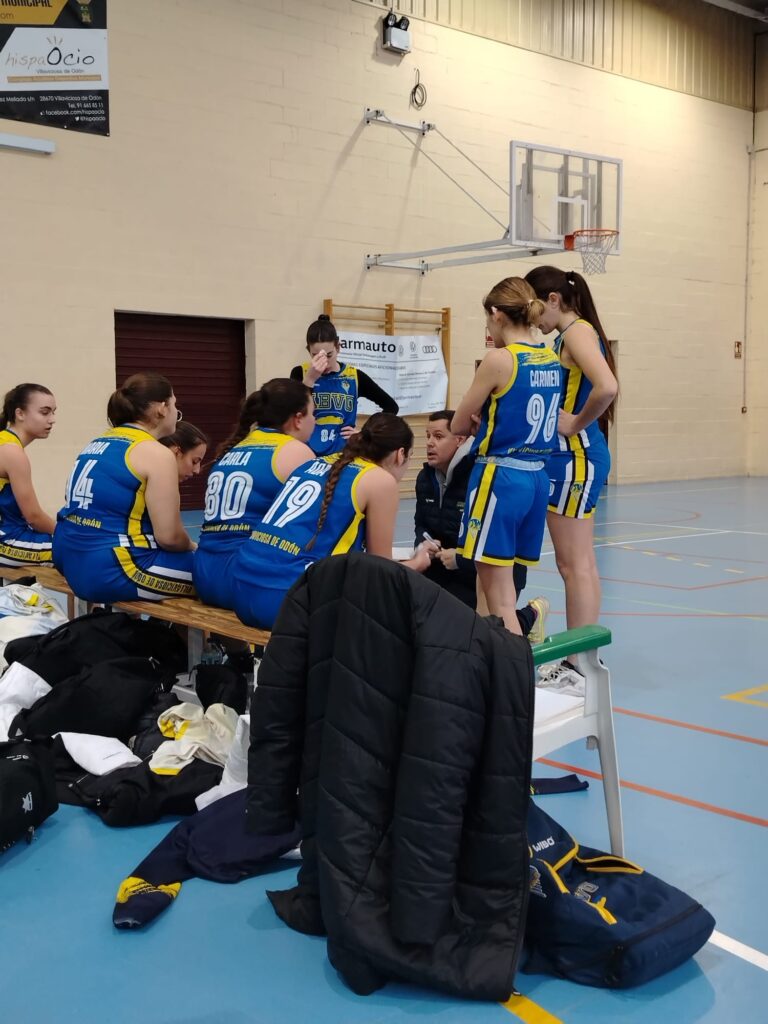 Junior femenino ABVO 43-45 Parque Cataluña