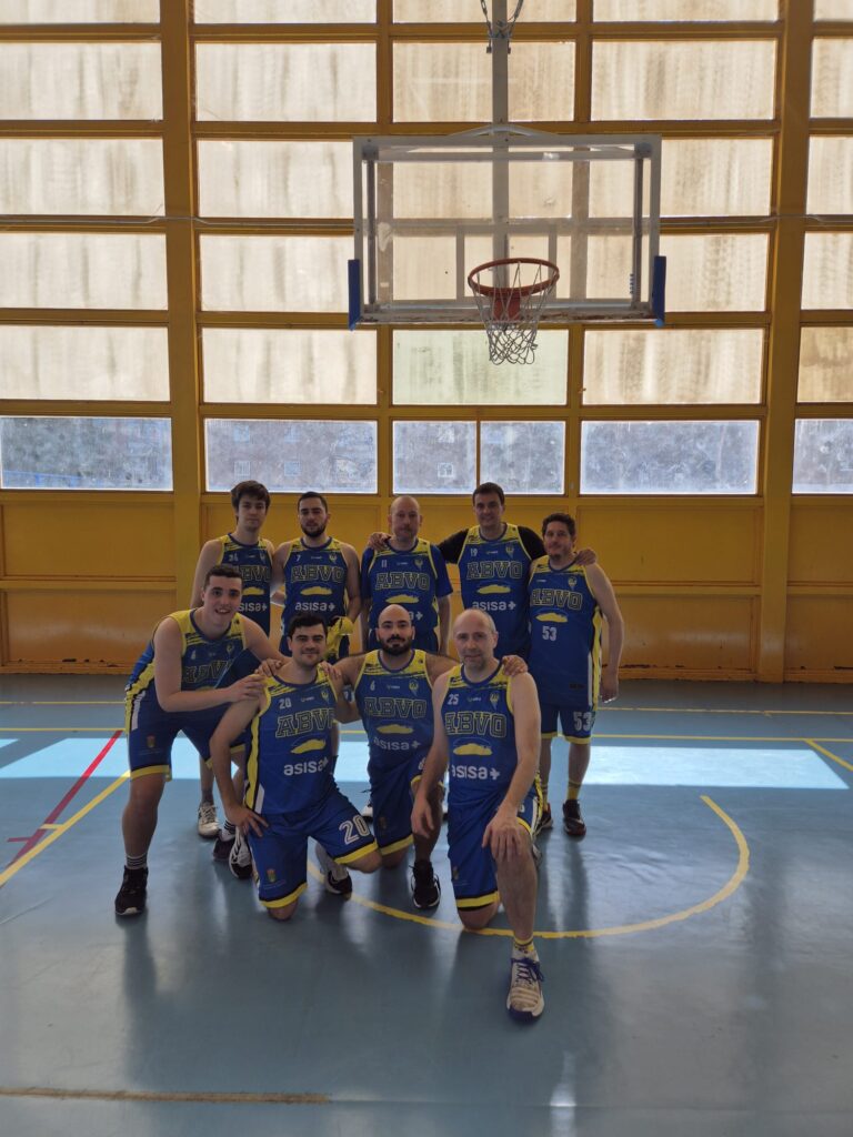 Senior masculino municipal Los trileros 44-41 Viejovenes ABVO