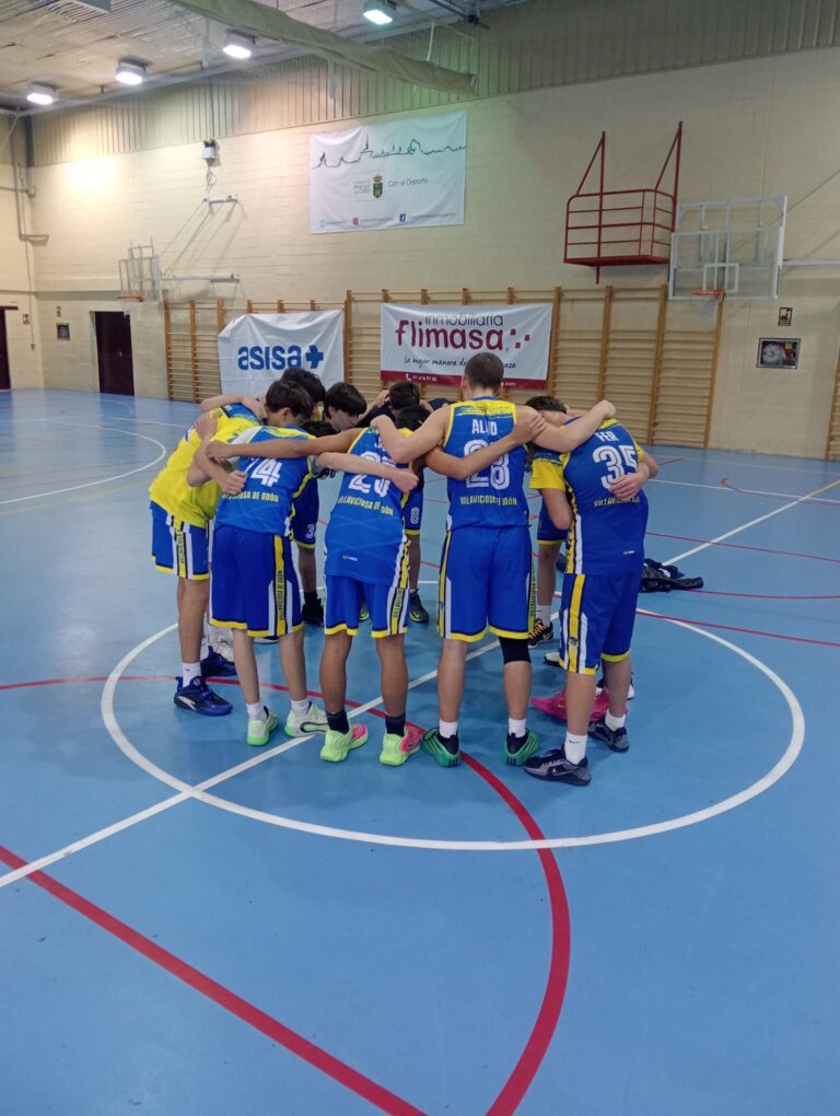 Cadete masculino ABVO Azul 70-42 Distrito Carabanchel