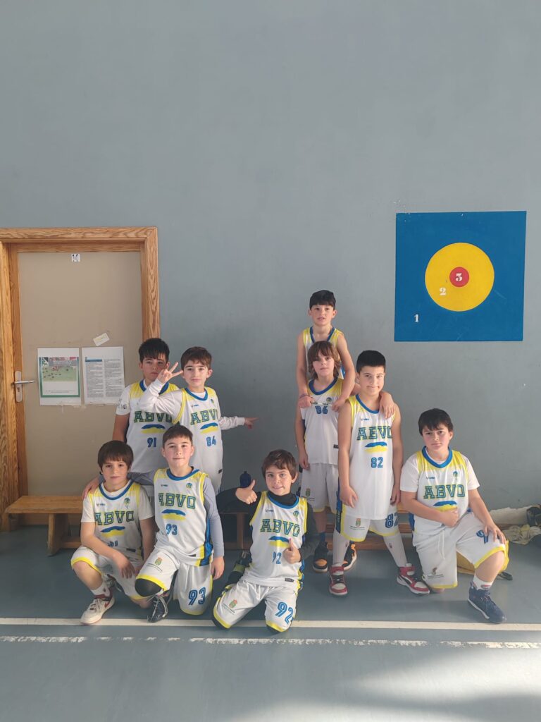 Benjamín Masculino CB Alcorcón 2017 43-34 ABVO Blanco