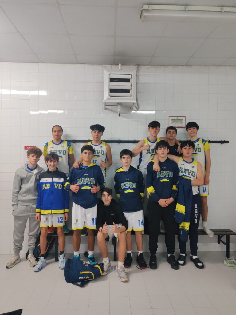 Cadete Masculino ABVO Blanco 64-52 Isaac Newton B