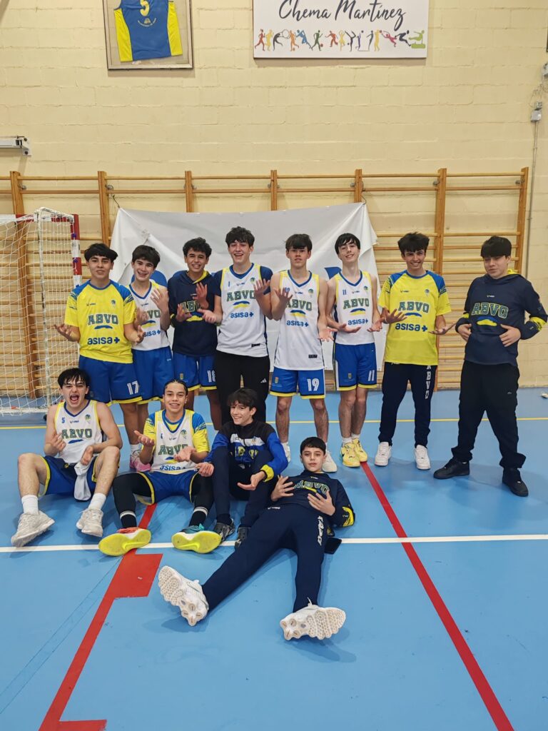 Cadete Masculino ABVO Blanco 130-24 Baloncesto 86 La Salle "B"