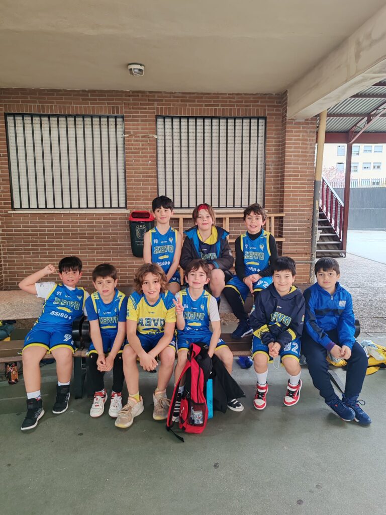 Benjamín Masculino Ciudad de Móstoles 34–60 ABVO Blanco