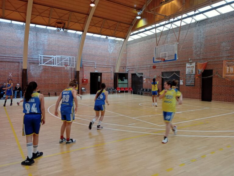 Infantil Femenino Grupo Egido Pintobasket Negro 76–26 AVBO