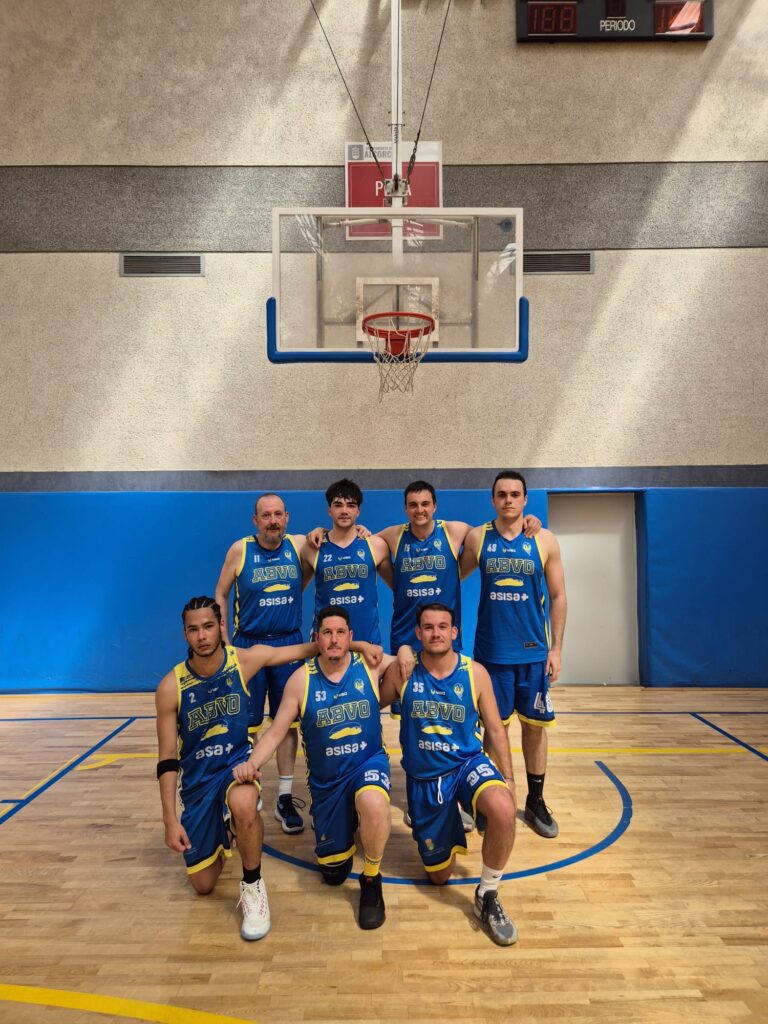 Senior Masculino Reunión de Sabios 74–71 Viejovenes ABVO